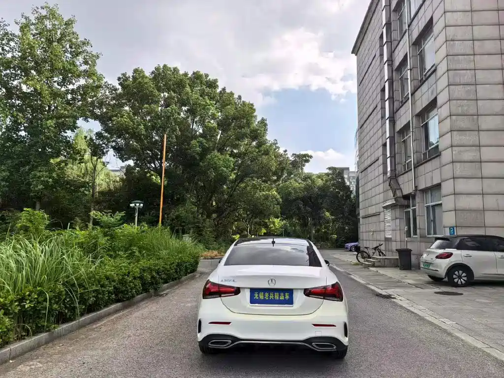 Mercedes-Benz A-Class — миниатюра 5