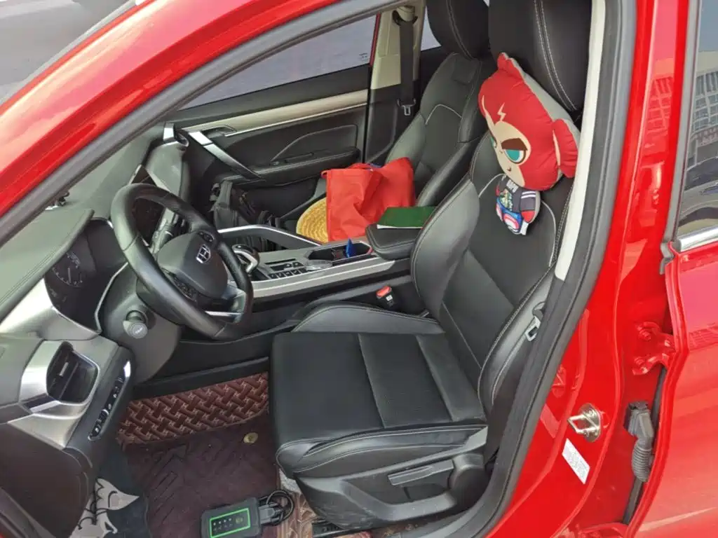 Geely Binyue — миниатюра 15