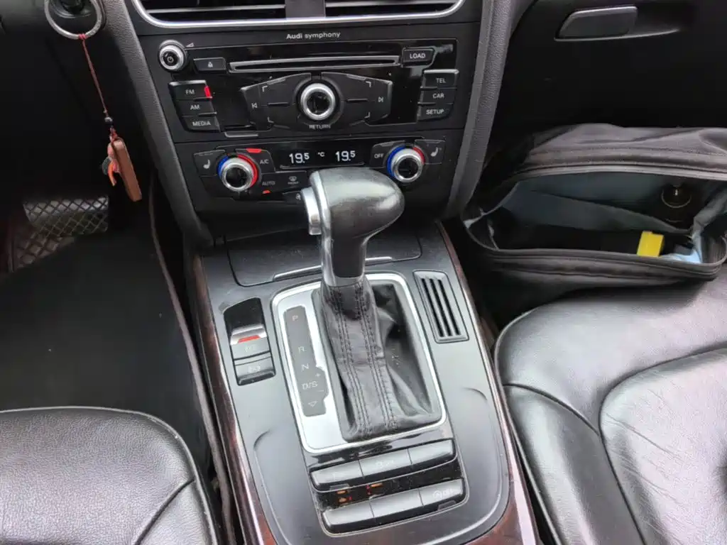 Audi A4L — миниатюра 14