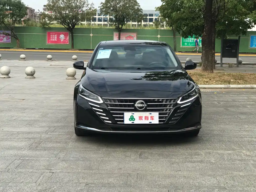 NISSAN TEANA