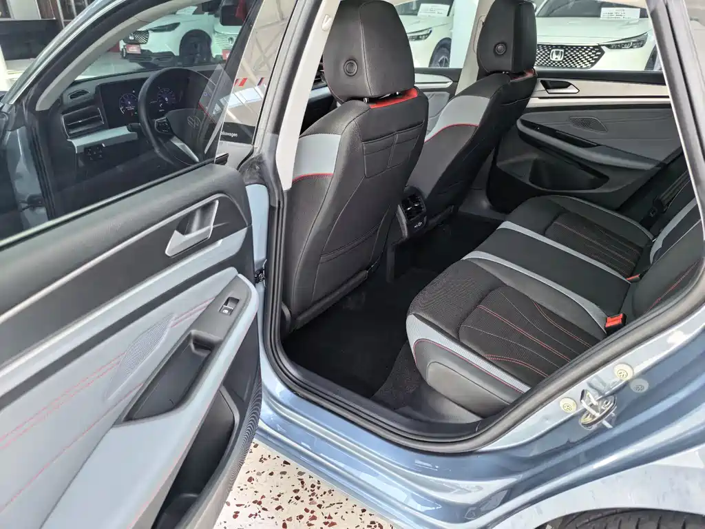 Volkswagen Lamando 2022 L 280TSI DSG