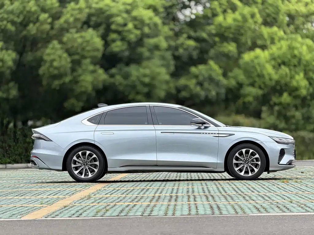 Lincoln Z — миниатюра 5
