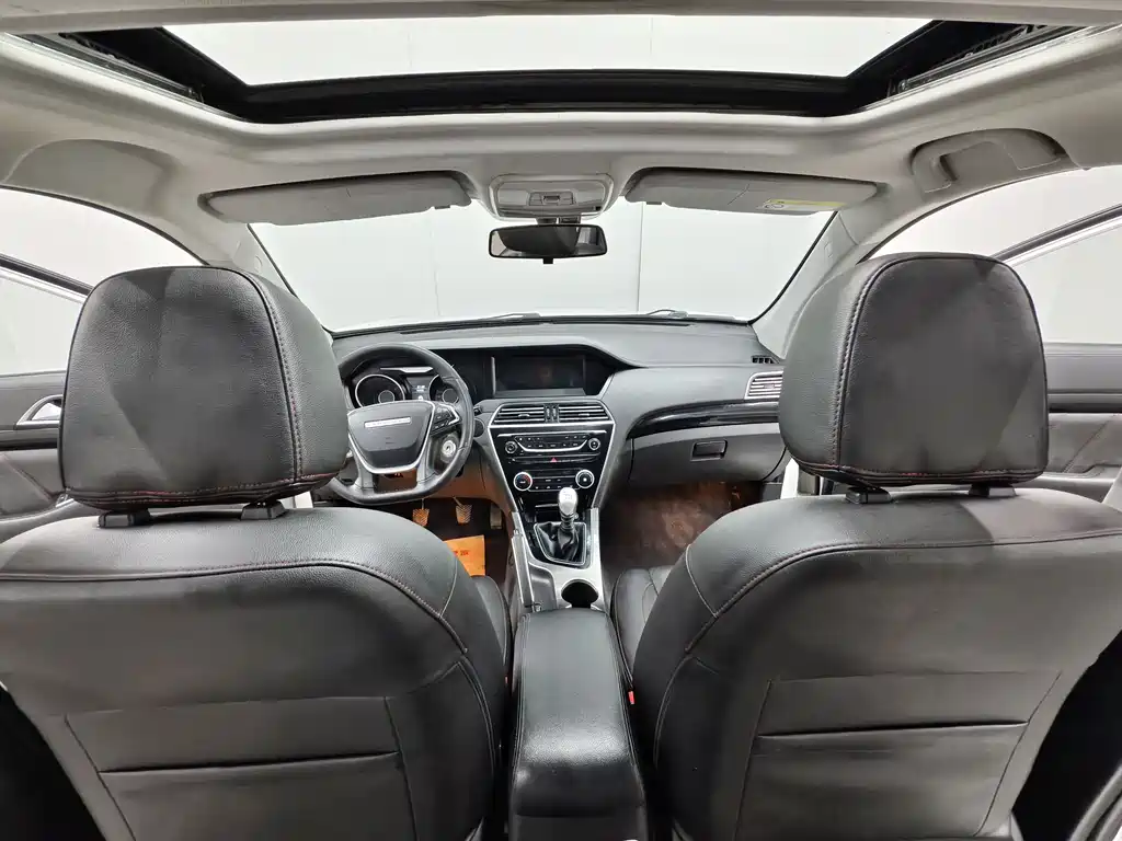 Changfeng CS10 2015 2.0T MT
