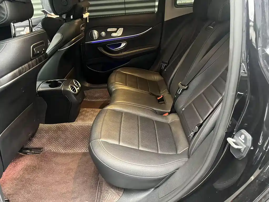 Mercedes-Benz E-Class E 2020 E 300 L Sport