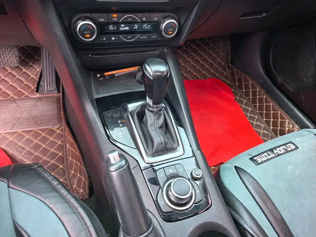 Mazda 3 Axela — миниатюра 13