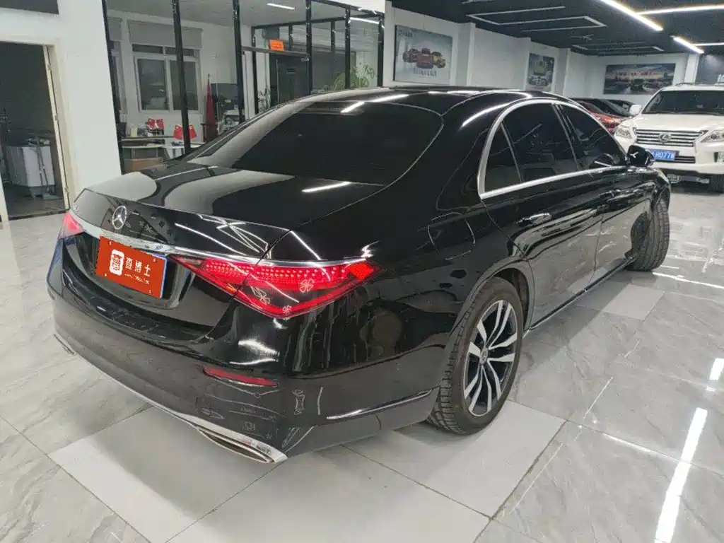 Mercedes-Benz S-Class — миниатюра 3