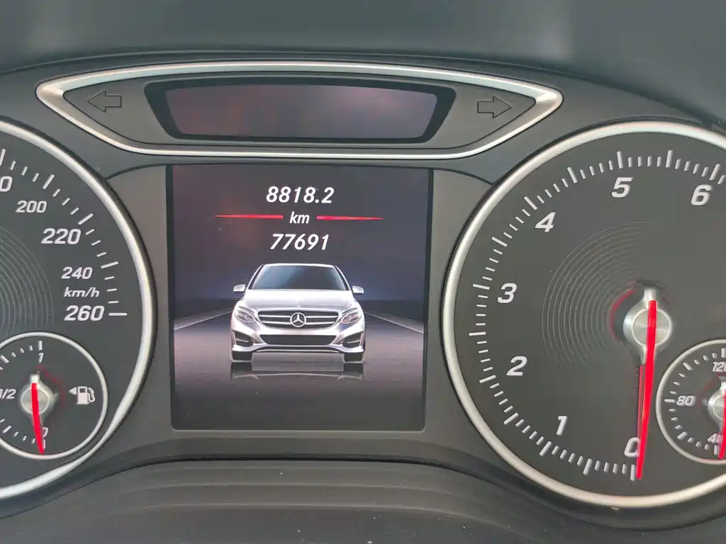Mercedes-Benz B-Class — миниатюра 15