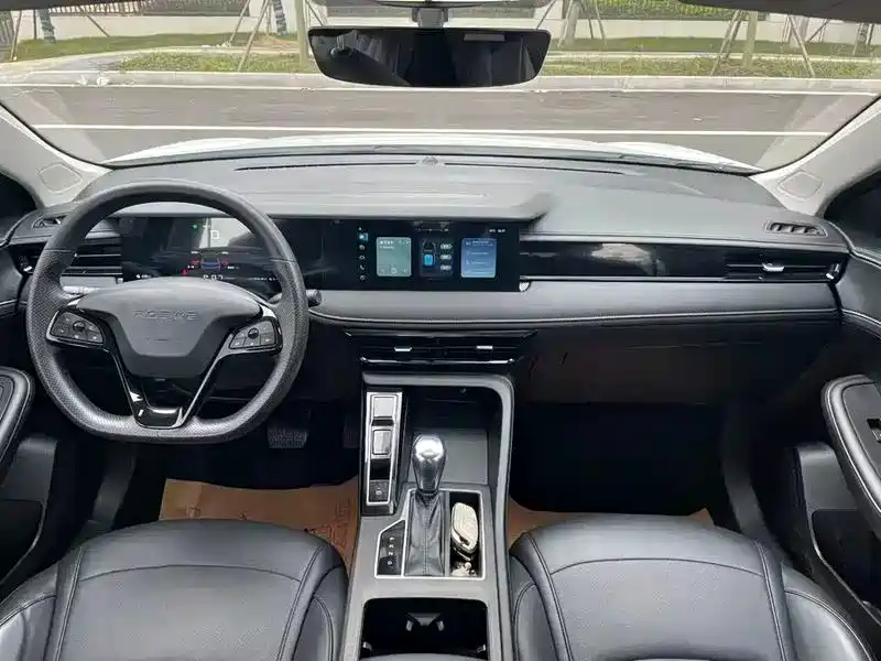 Roewe i5 — миниатюра 7