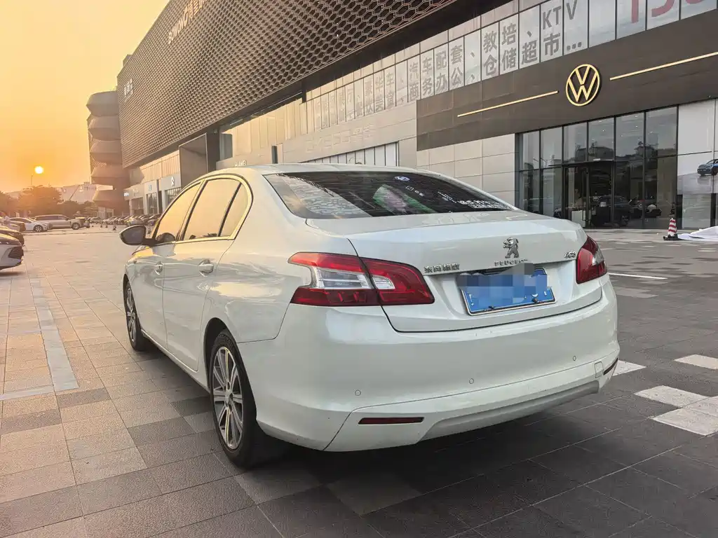Peugeot 408 — миниатюра 2