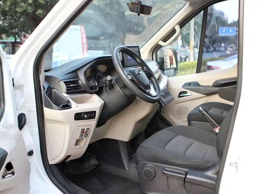 SAIC MAXUS XINTU V90