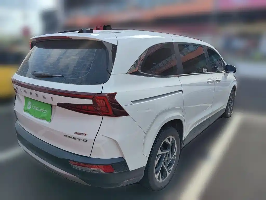 Hyundai Custo — миниатюра 4