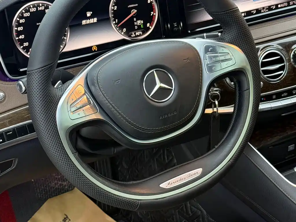Mercedes-Benz S-Class — миниатюра 10