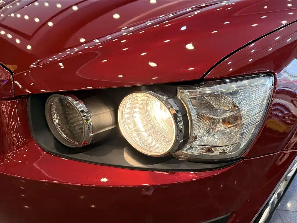 Chevrolet Aveo — миниатюра 18