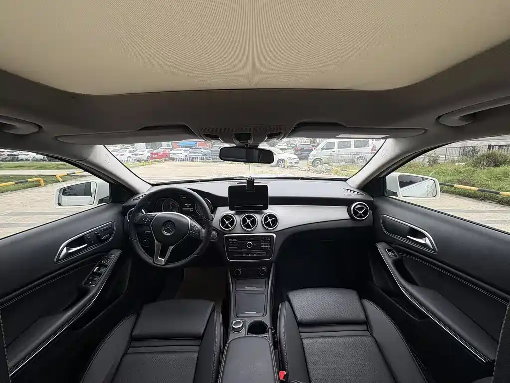 Mercedes-Benz GLA 2016 GLA 200