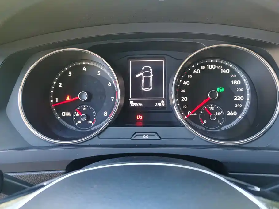 Volkswagen Tiguan L — миниатюра 14