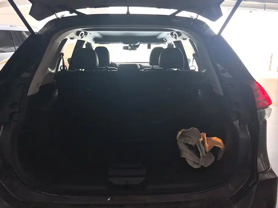 Nissan X-Trail — миниатюра 4