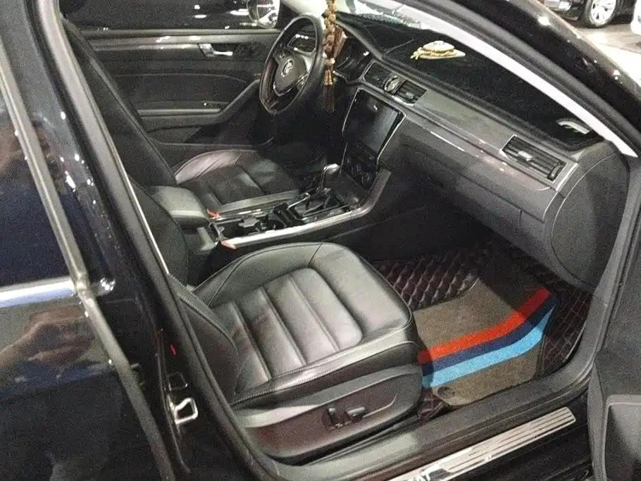 Volkswagen Passat — миниатюра 8