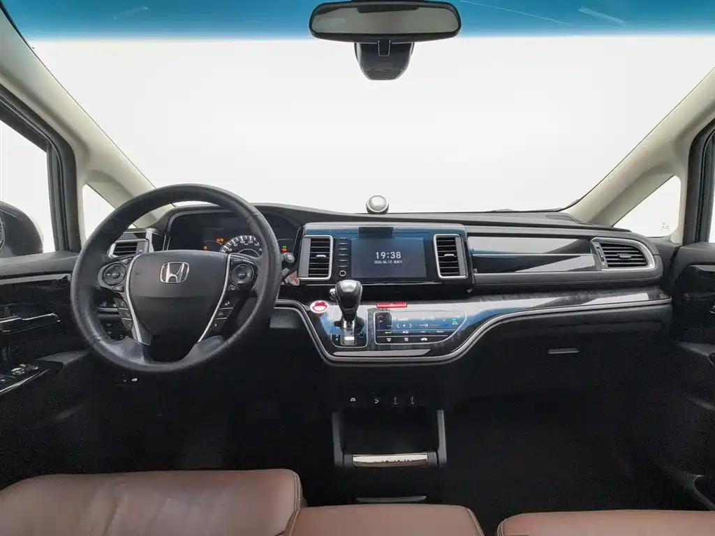 Honda Elysion 2019 2.0L