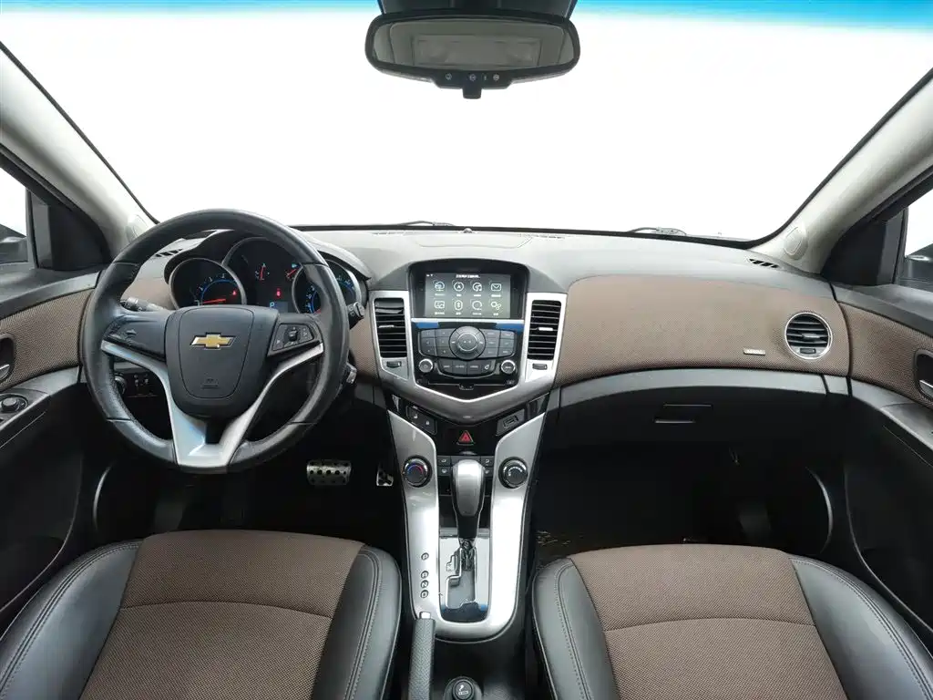 Chevrolet Cruze 2013 1.6L AT Luxury