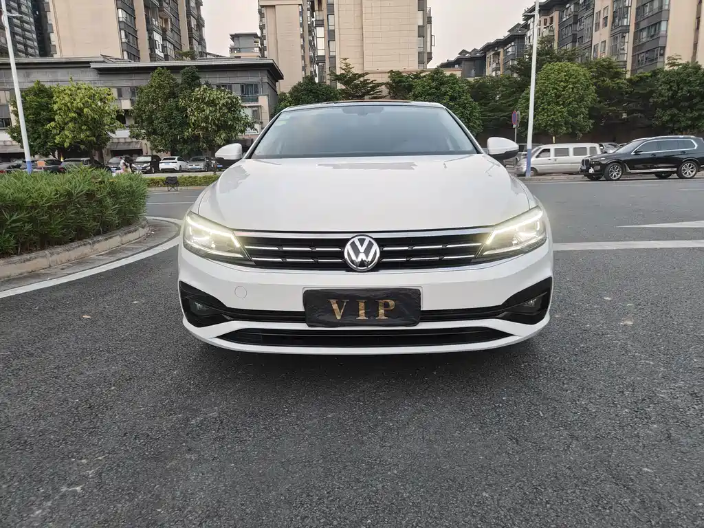 Volkswagen Lamando — миниатюра 2