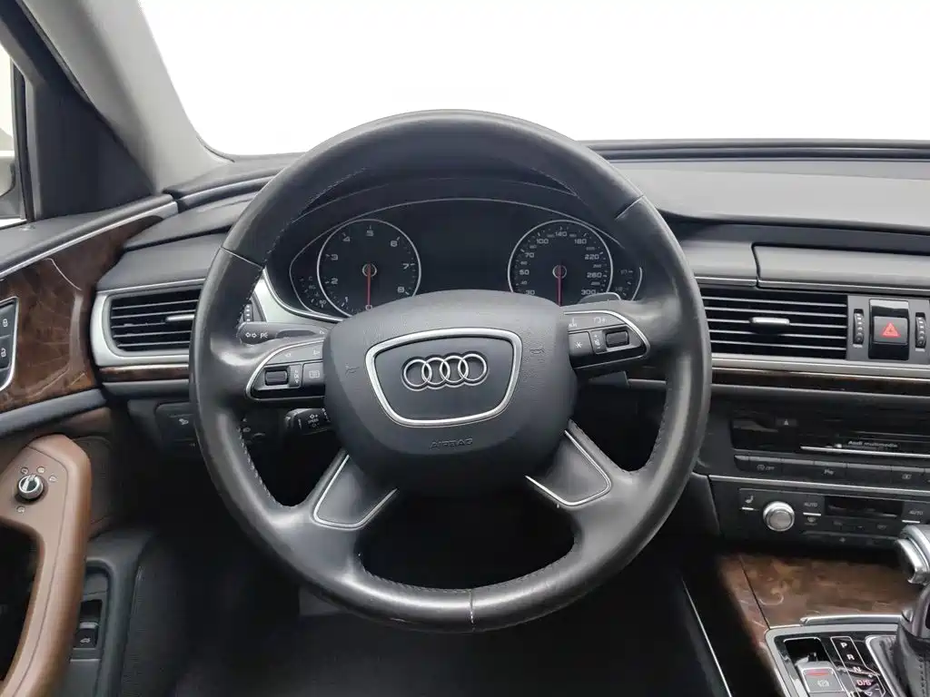 Audi A6L — миниатюра 11
