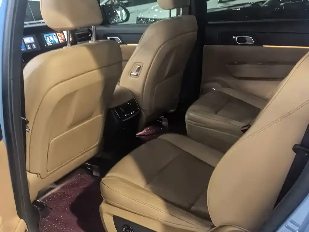 Li Auto Li ONE — миниатюра 4