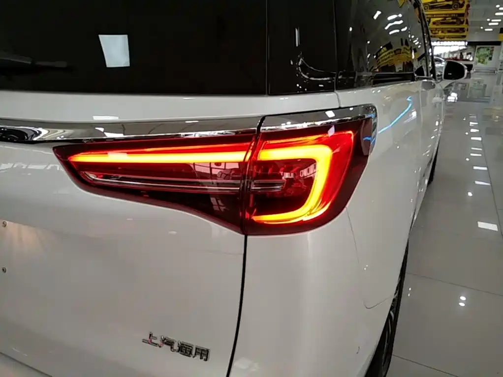 Buick GL8 2023 ES Premium