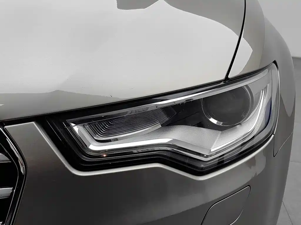 Audi A6L — миниатюра 7