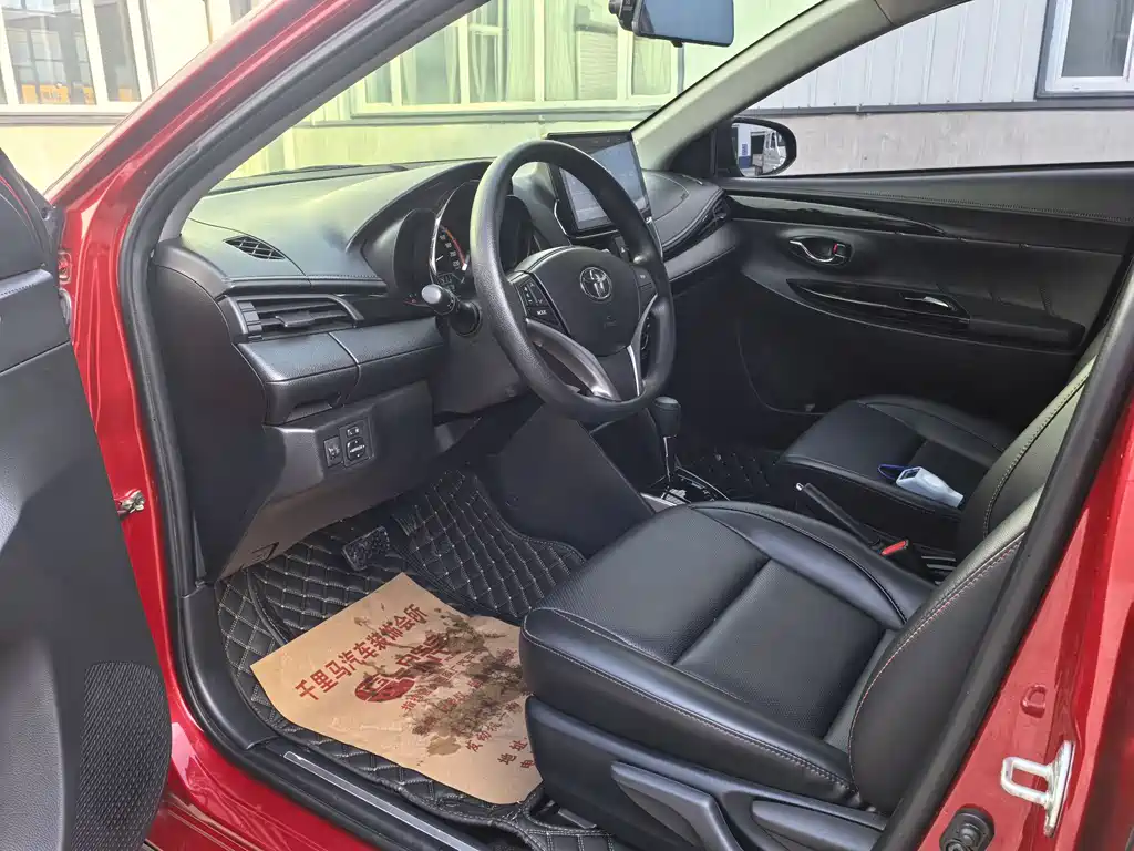 TOYOTA YARIS L ZHIXUAN