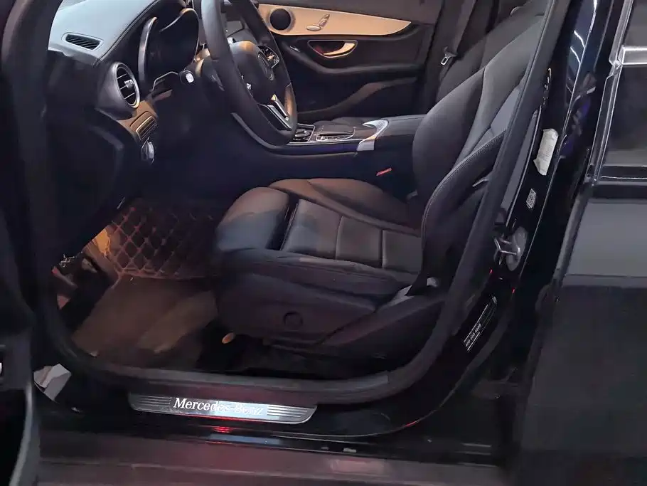 Mercedes-Benz GLC — миниатюра 9
