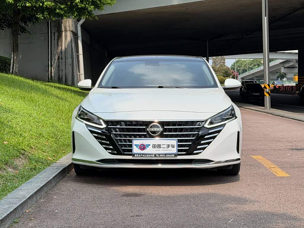 Nissan Teana 2.0 л 2024 г. Белый, пробег 38000 км