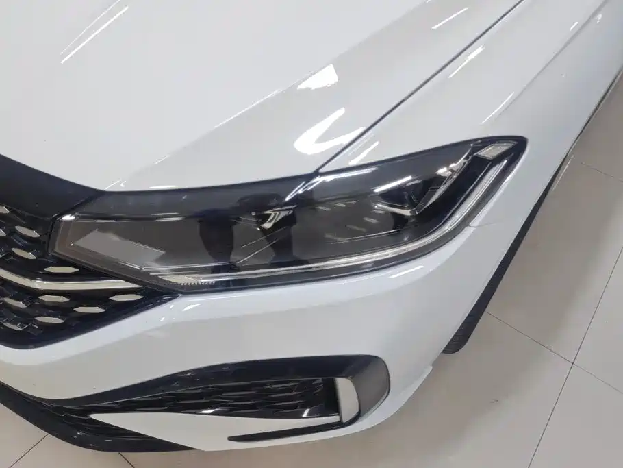 Volkswagen Lavida — миниатюра 5