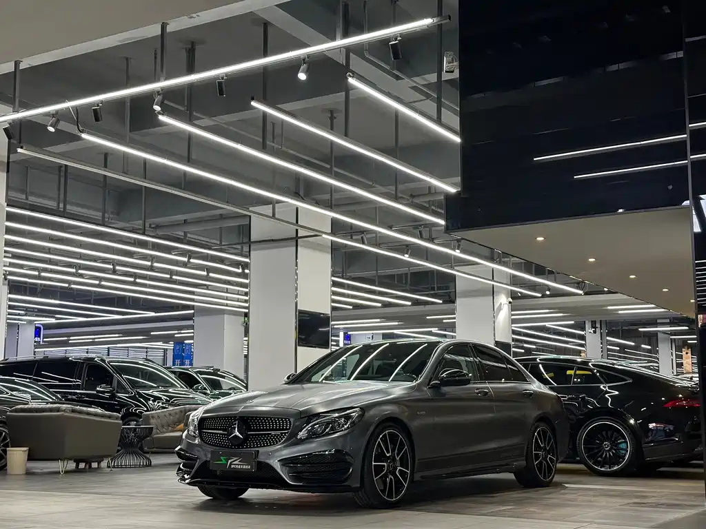 MERCEDES-BENZ C CLASS AMG