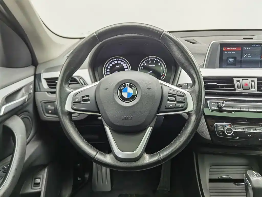 BMW X1 — миниатюра 11
