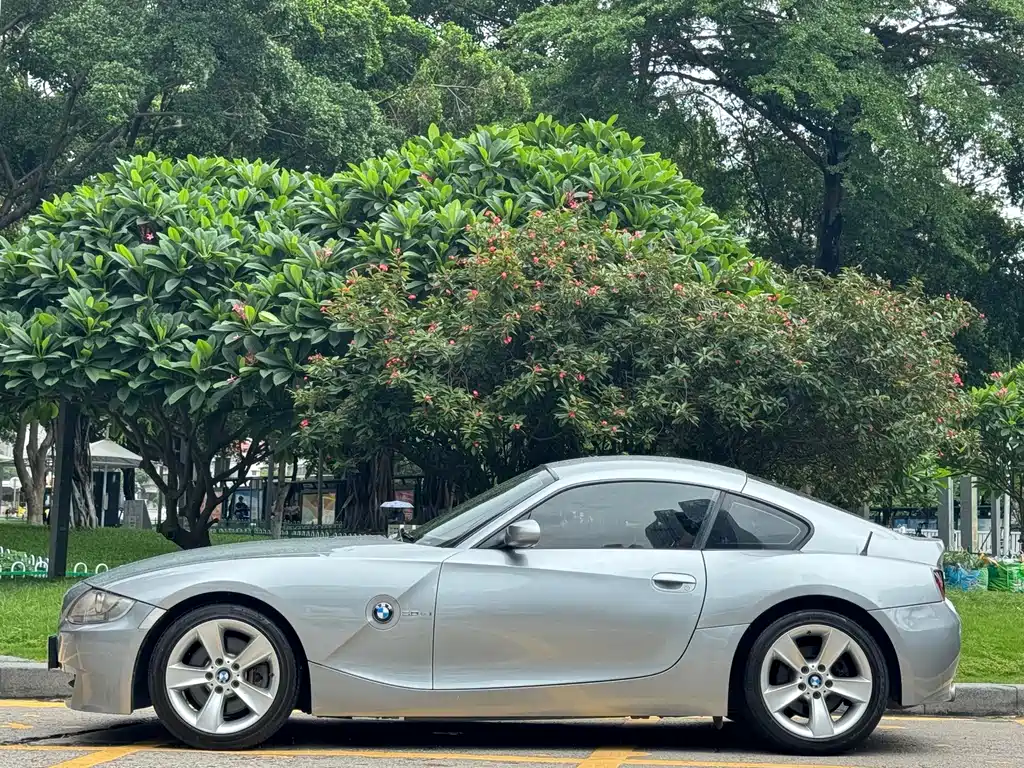 BMW Z4 — миниатюра 4