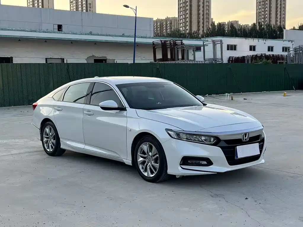 Honda Accord — миниатюра 3