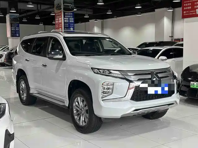 MITSUBISHI PAJERO JINCHANG
