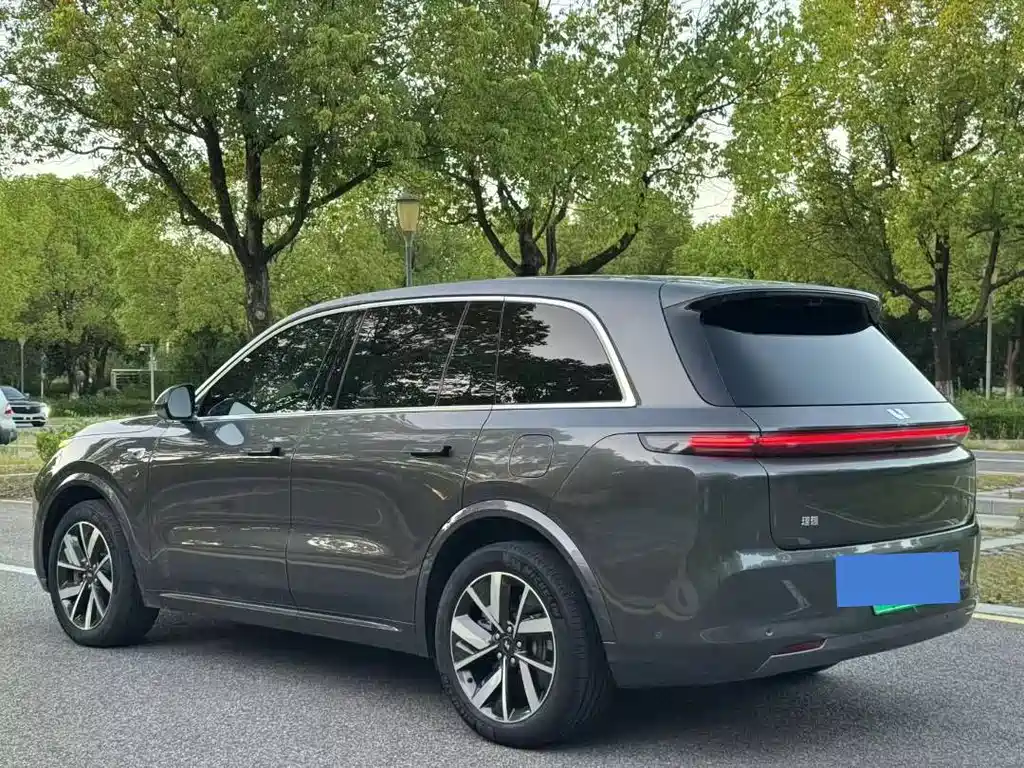 Li Auto Li L8 — миниатюра 3
