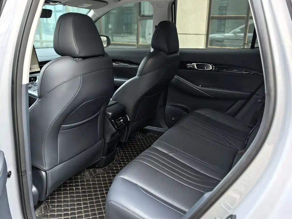 GEELY GALAXY GALAXY E5