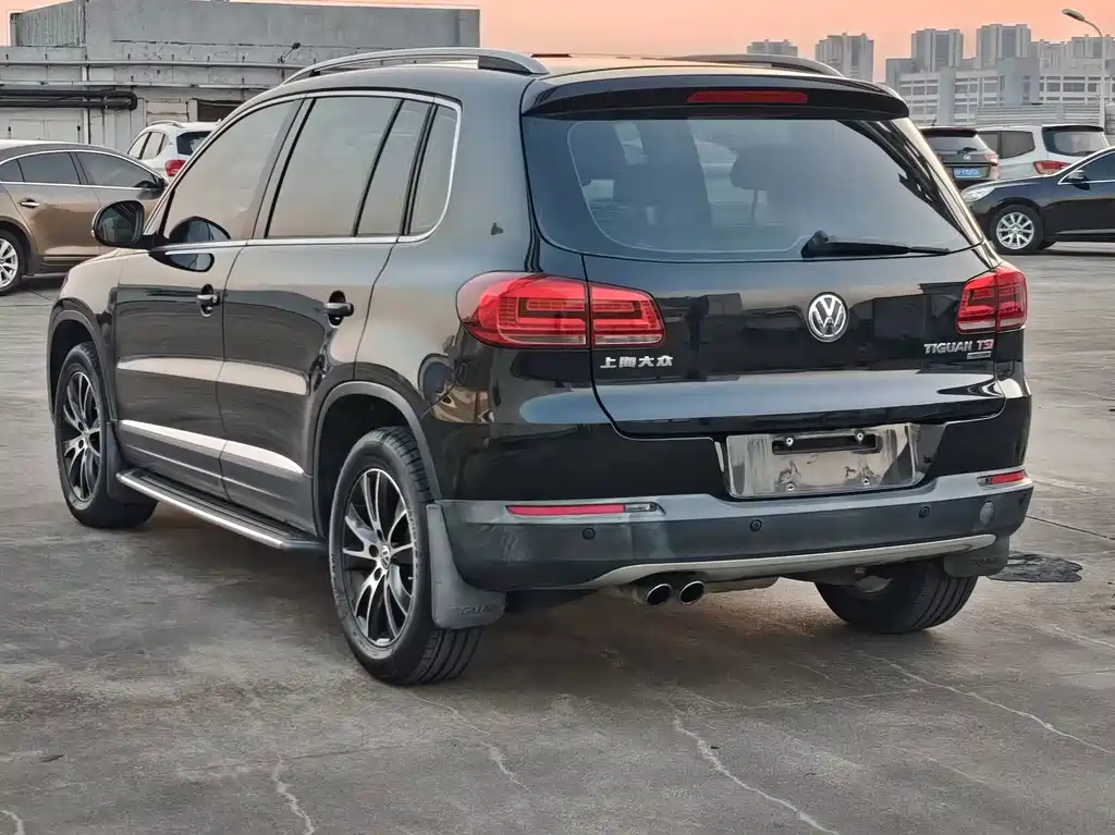 Volkswagen Tiguan — миниатюра 4