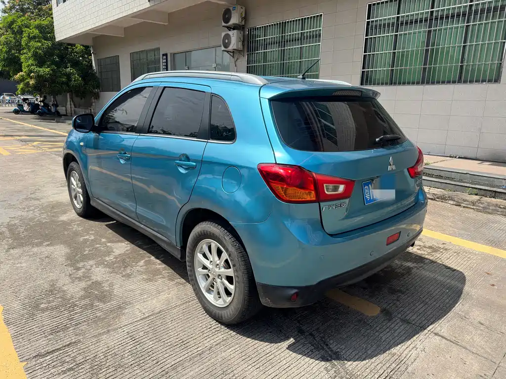 Mitsubishi ASX — миниатюра 7