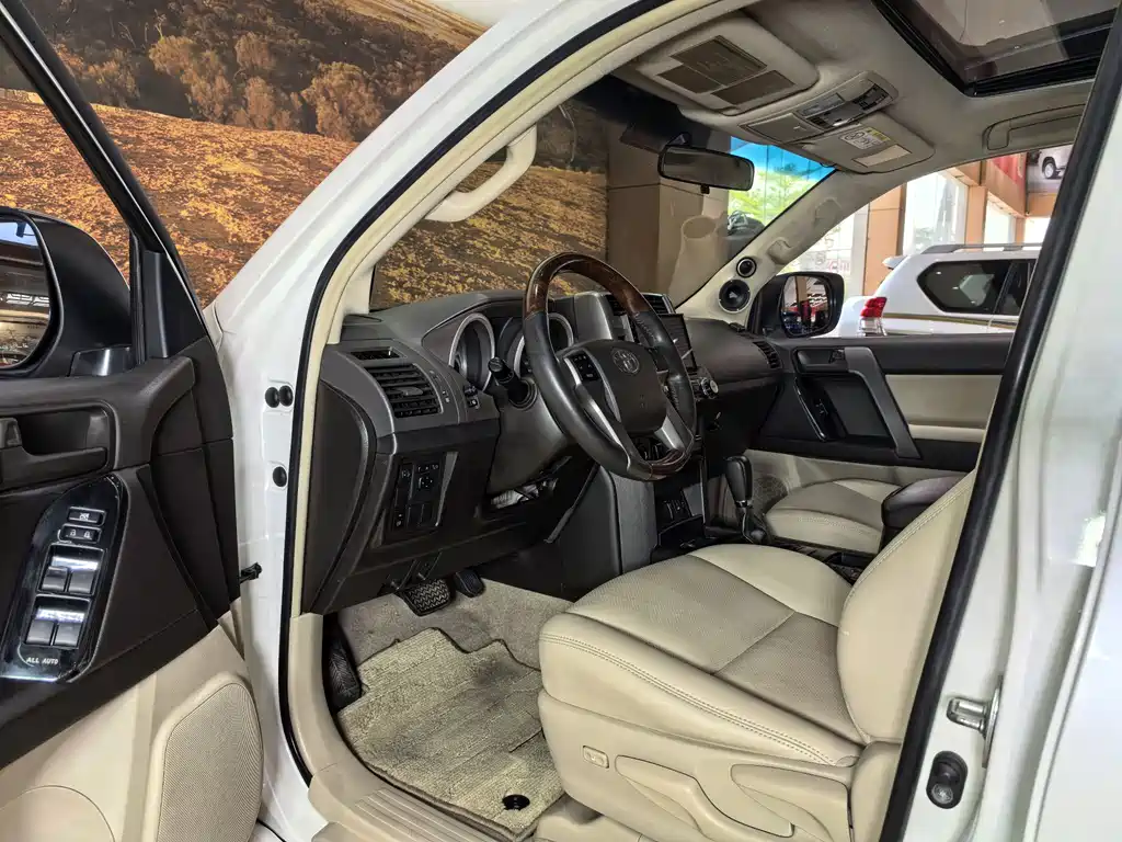 Toyota Land Cruiser Prado 2013 4.0L