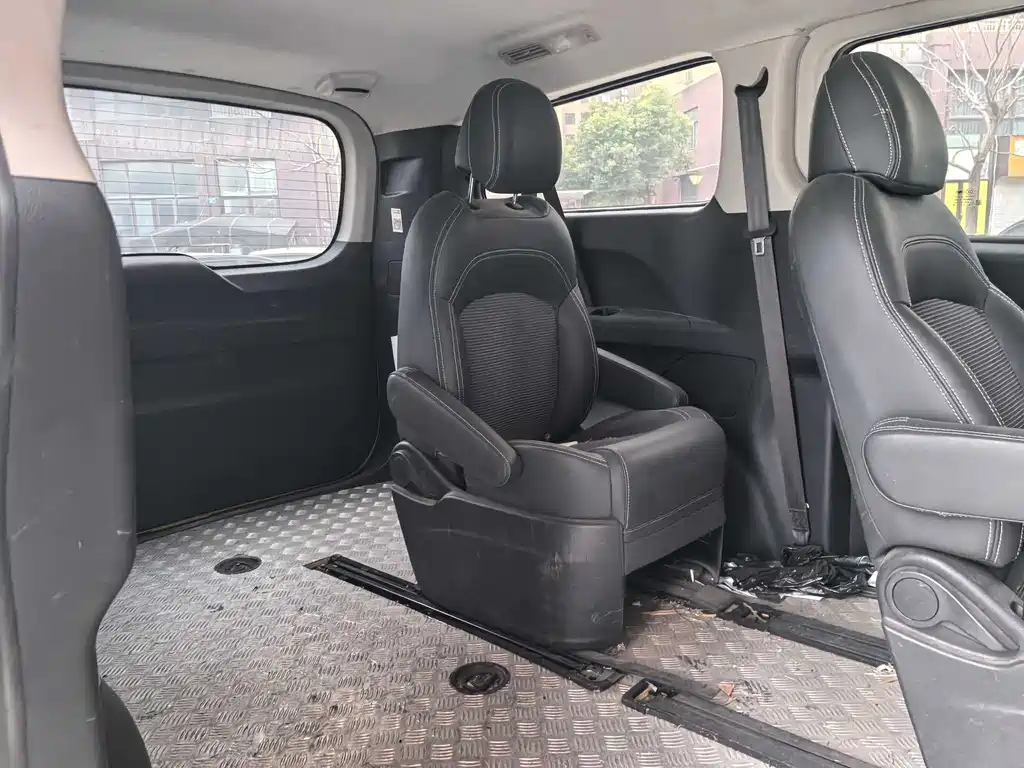 SAIC MAXUS CHASE G10