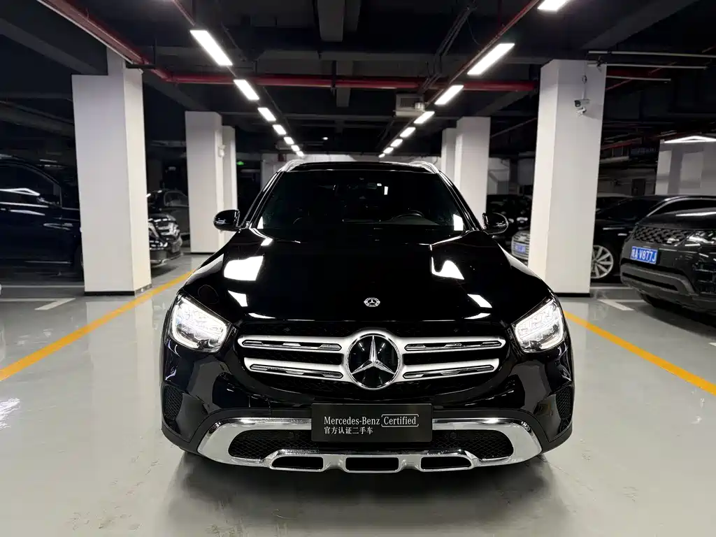 MERCEDES-BENZ GLC