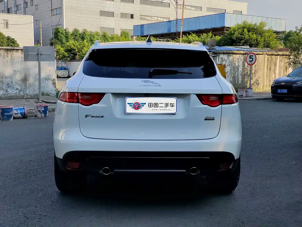 Jaguar F-Pace 2020 2.0T Premium