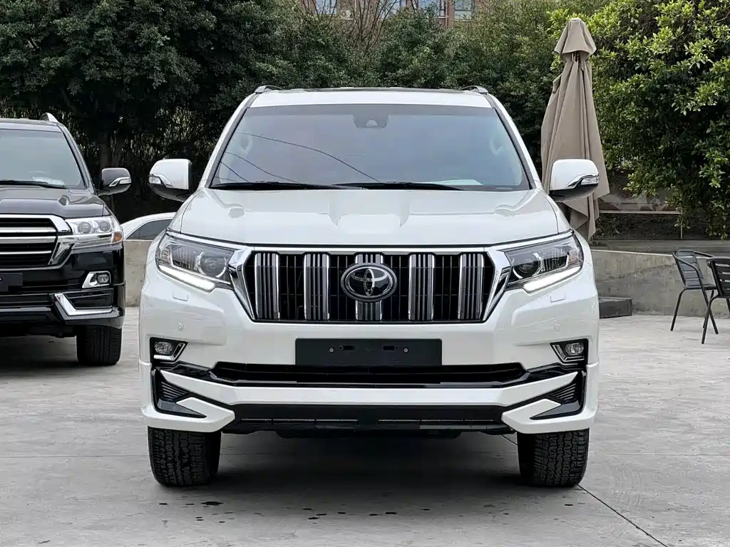Toyota Land Cruiser Prado 2023 4.0L AT