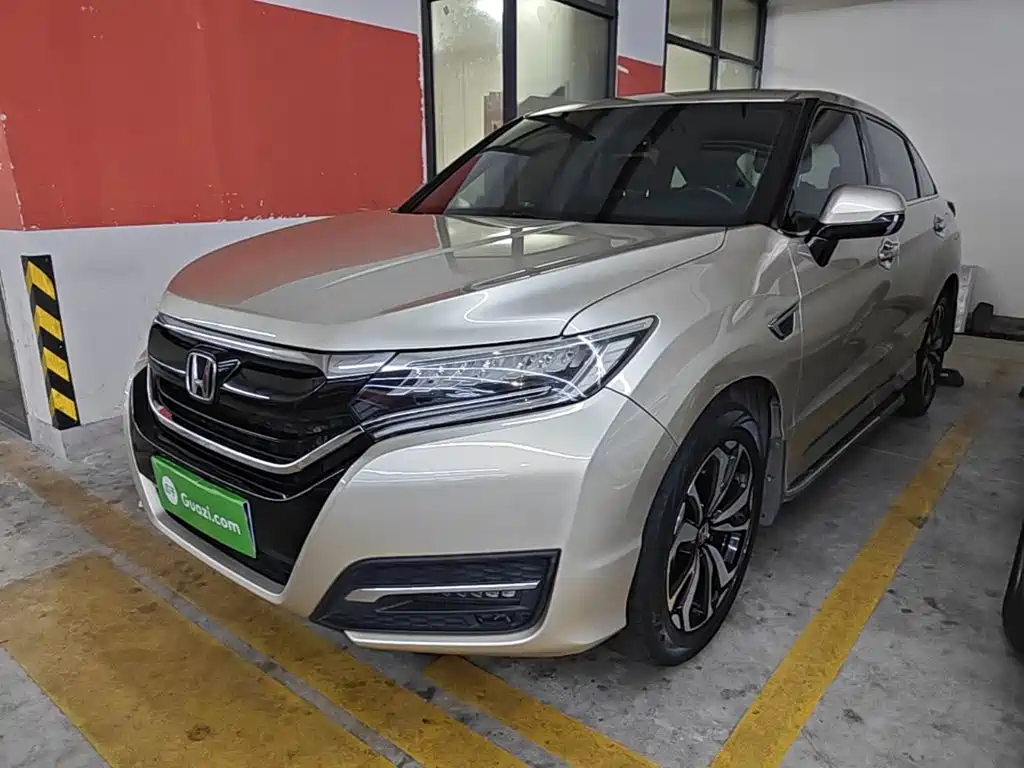 Honda UR-V 2017 240TURBO Luxury V