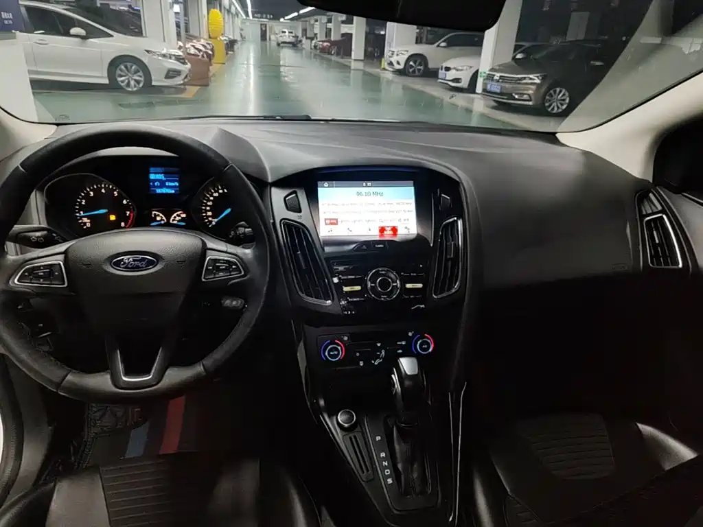 Ford Focus — миниатюра 13