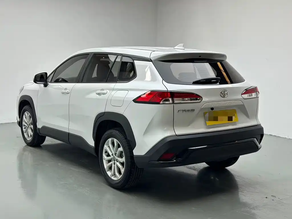 Toyota Frontlander — миниатюра 7