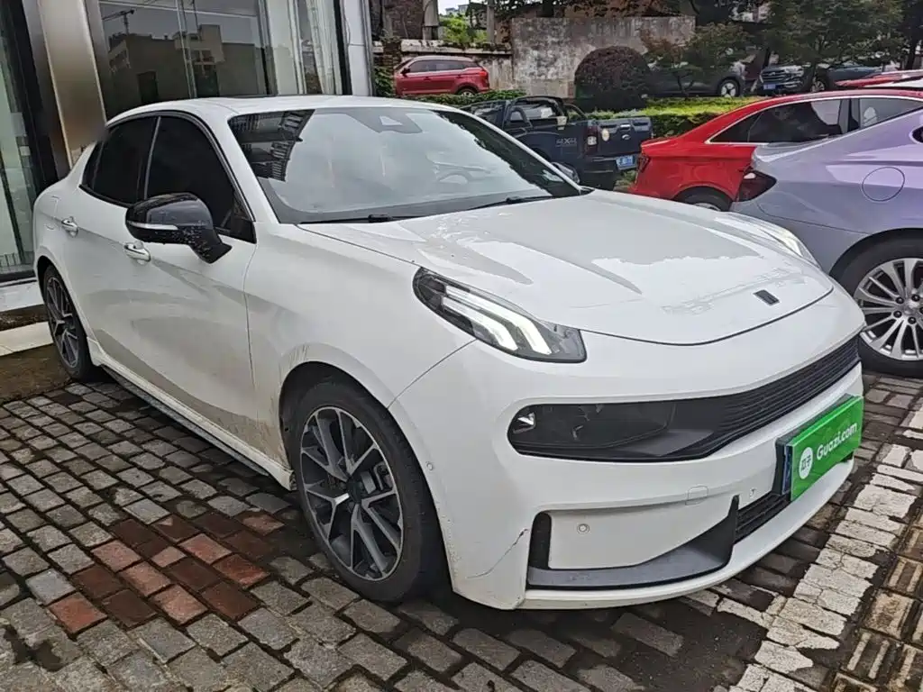 Lynk & Co 03 2020 1.5TD DCT Pro